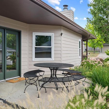 1 5 Miles To Mizzou ~ Spacious & Updated Home~ Кълъмбия Екстериор снимка
