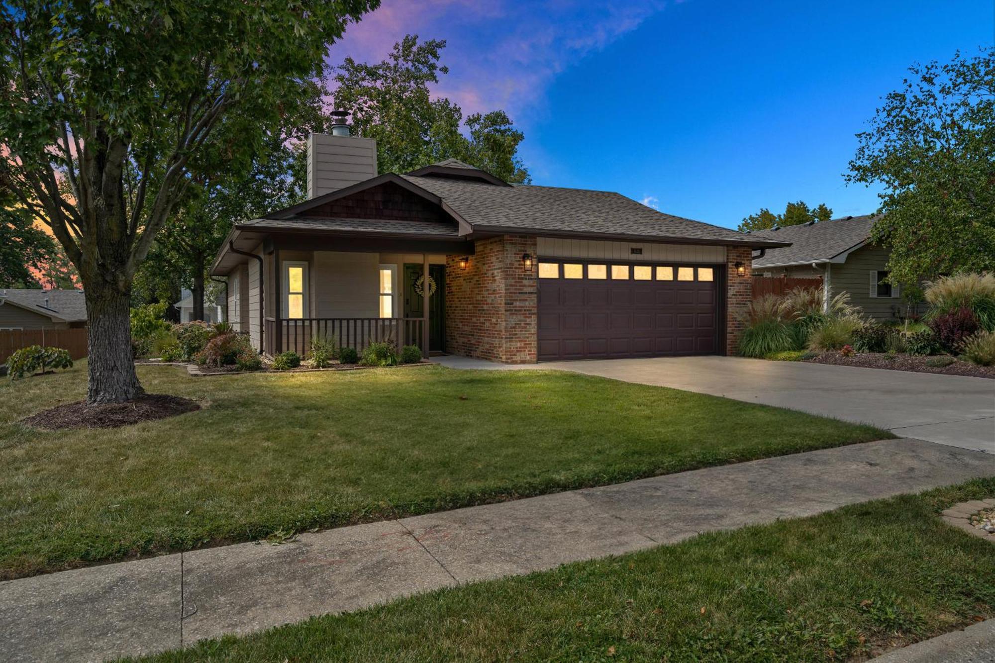 1 5 Miles To Mizzou ~ Spacious & Updated Home~ Кълъмбия Екстериор снимка