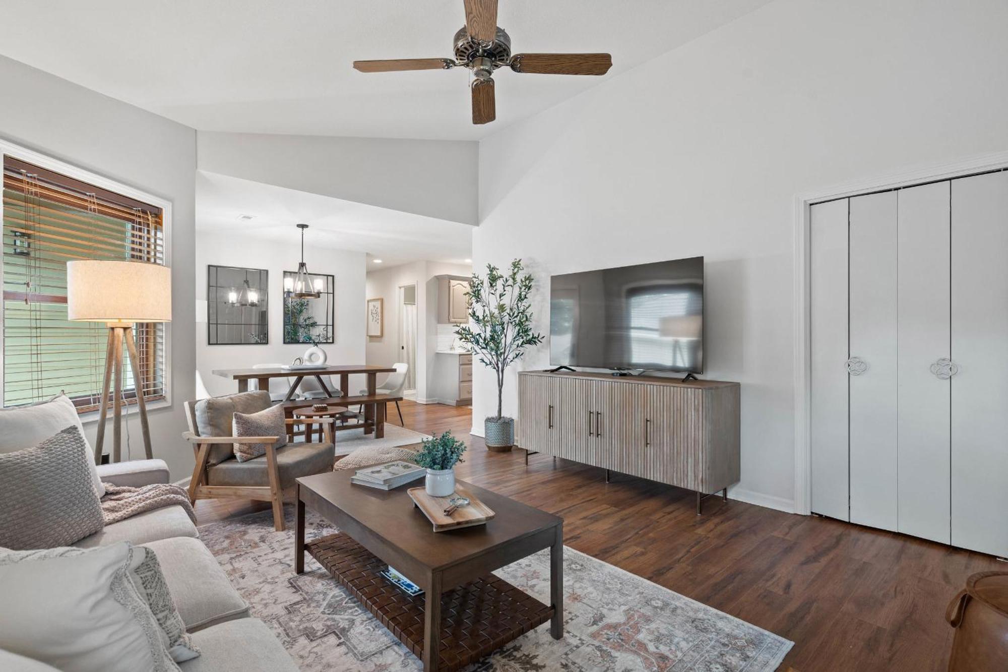 1 5 Miles To Mizzou ~ Spacious & Updated Home~ Кълъмбия Екстериор снимка